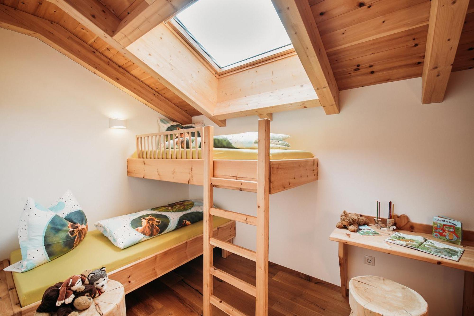 Grosskarnaiderhof Appartements-Bauernhof-Natur Pur Luson Buitenkant foto